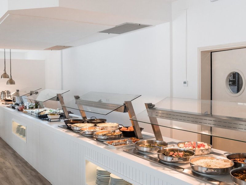 Hotel Apartamentos Beach Club Menorca 49