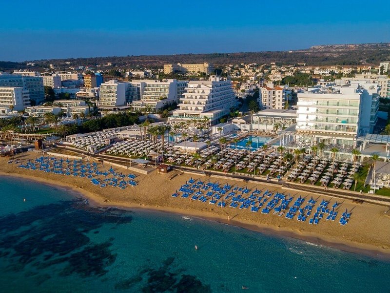 Constantinos The Great Beach Hotel 3