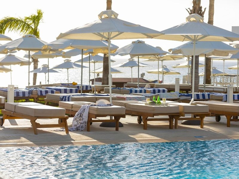 Constantinos The Great Beach Hotel 9