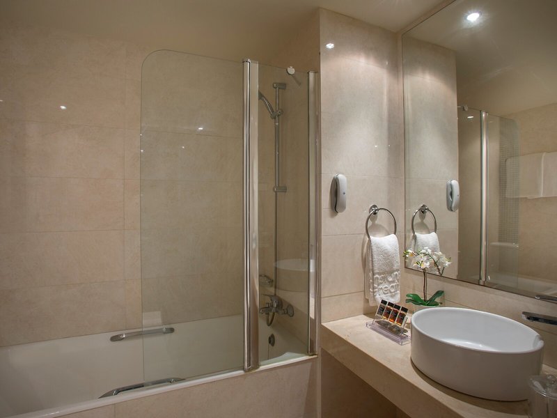 Constantinos The Great Beach Hotel 36