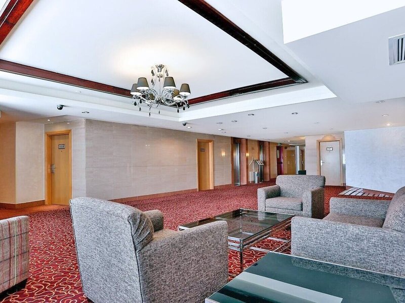 Geneva Hotel 6