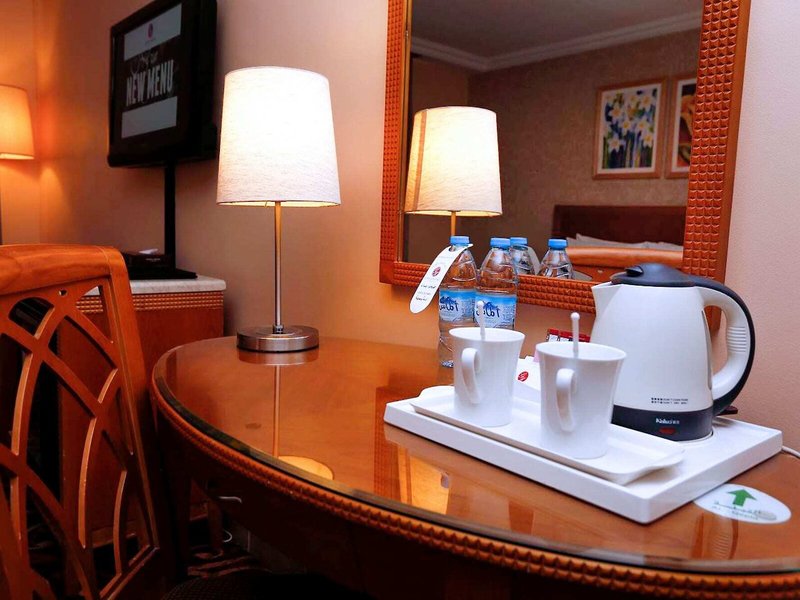 Geneva Hotel 10