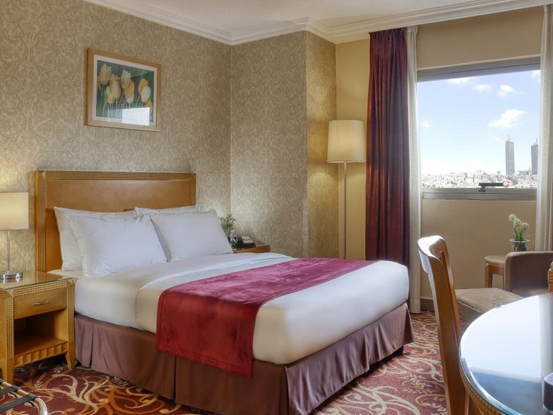 Geneva Hotel 22