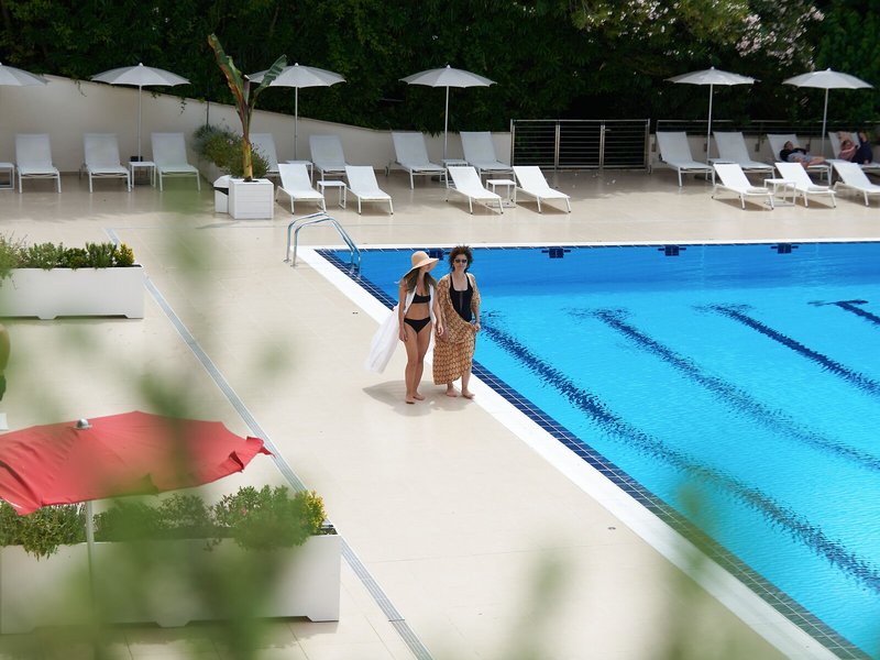 Atahotel Villa Pamphili 5