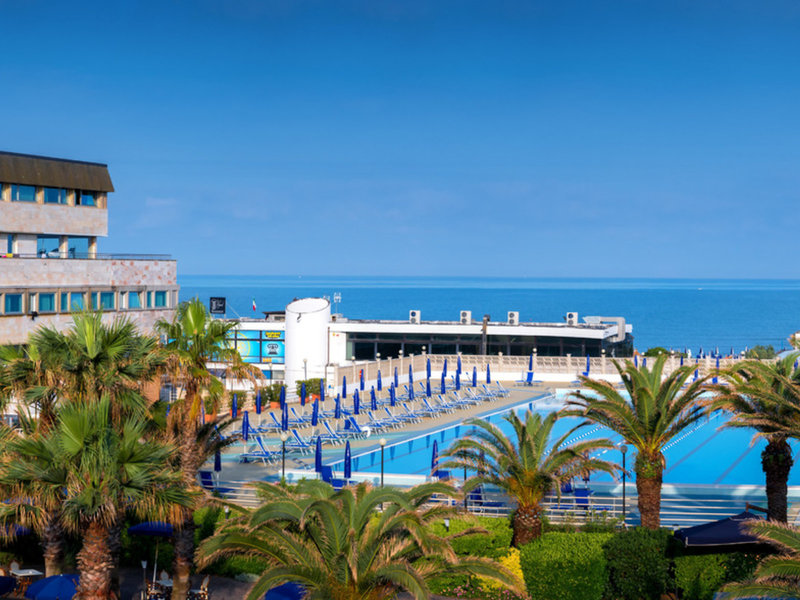 Grand Continental 4