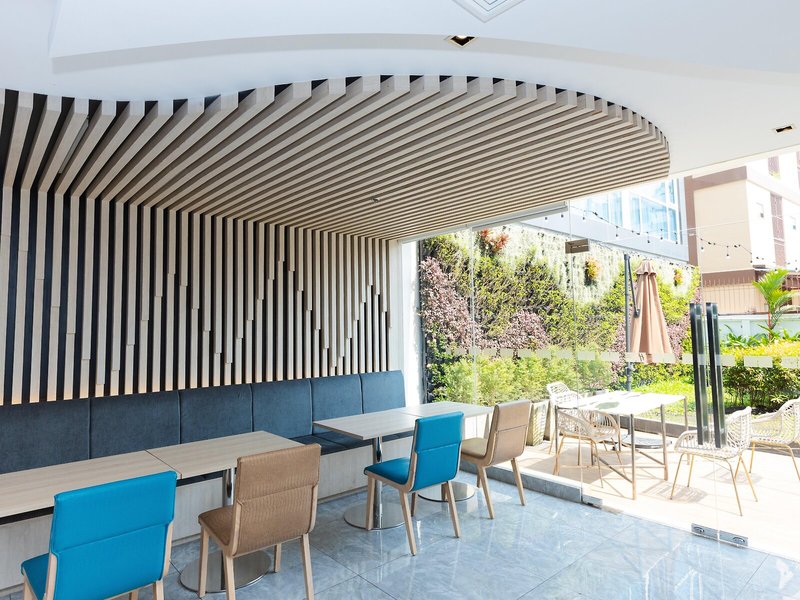 Holiday Inn Express Pattaya Central 22