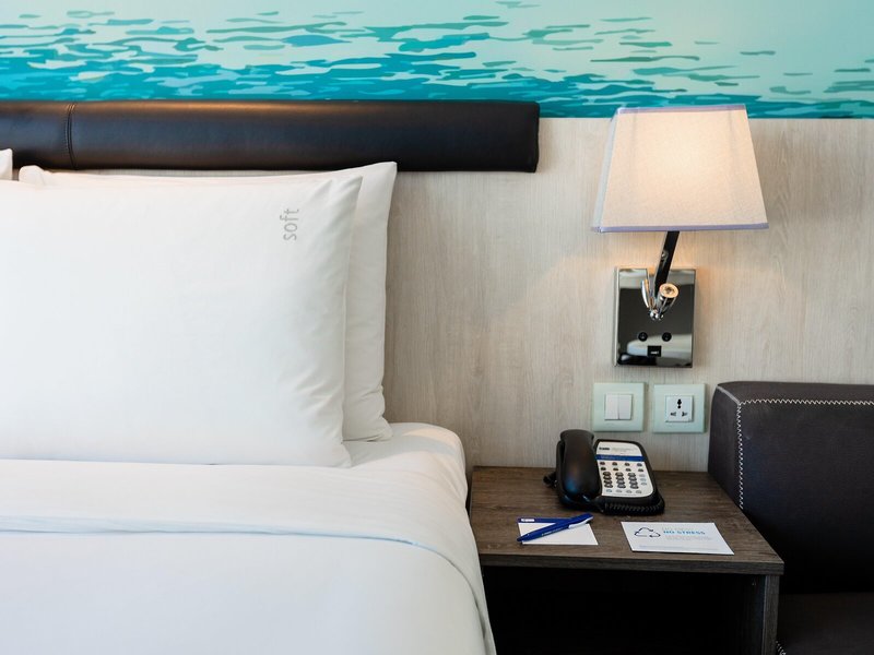 Holiday Inn Express Pattaya Central 33
