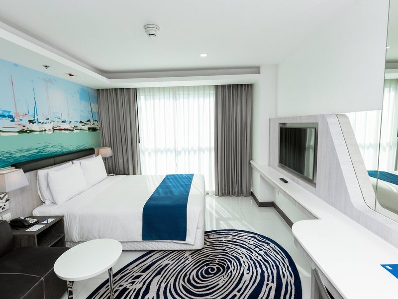 Holiday Inn Express Pattaya Central 36