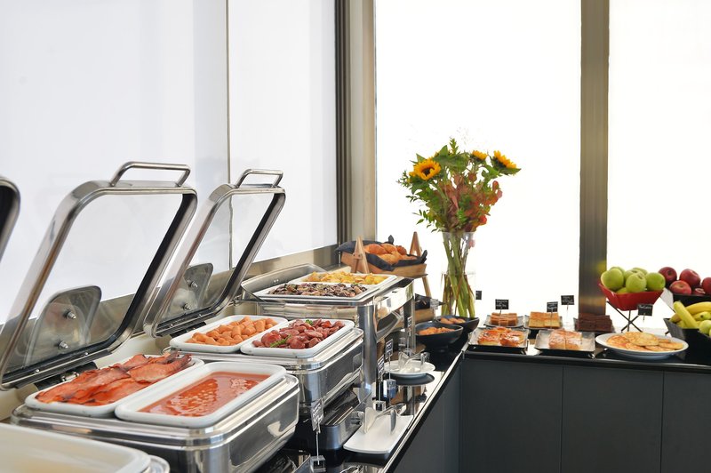 Athenaeum Smart Hotel 13