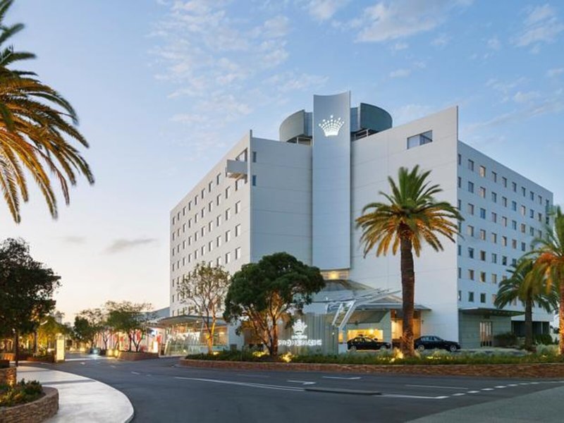 Crown Promenade Perth 5