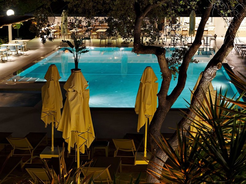 Dorman Suites Hotel 15