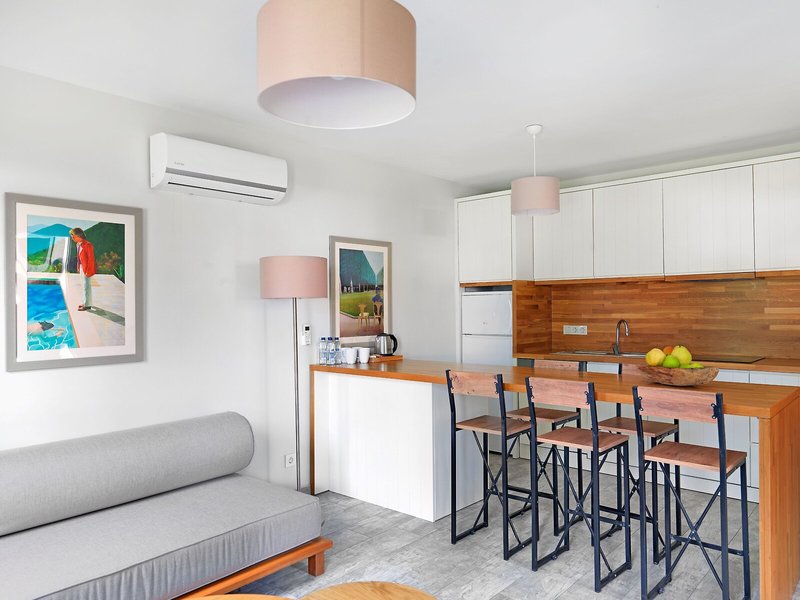 Dorman Suites Hotel 45