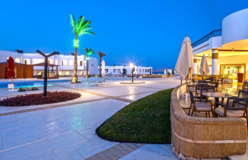 Coral Beach Resort Tiran 34