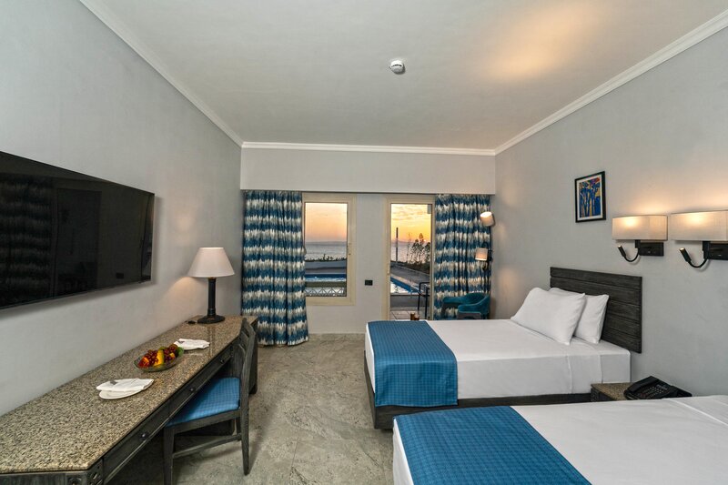 Coral Beach Resort Tiran 57