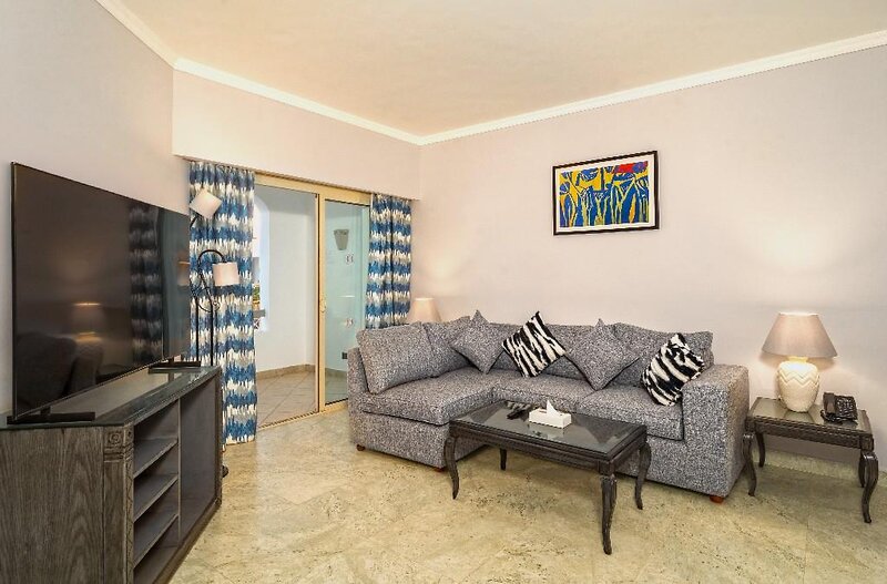 Coral Beach Resort Tiran 60