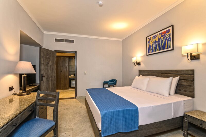 Coral Beach Resort Tiran 65