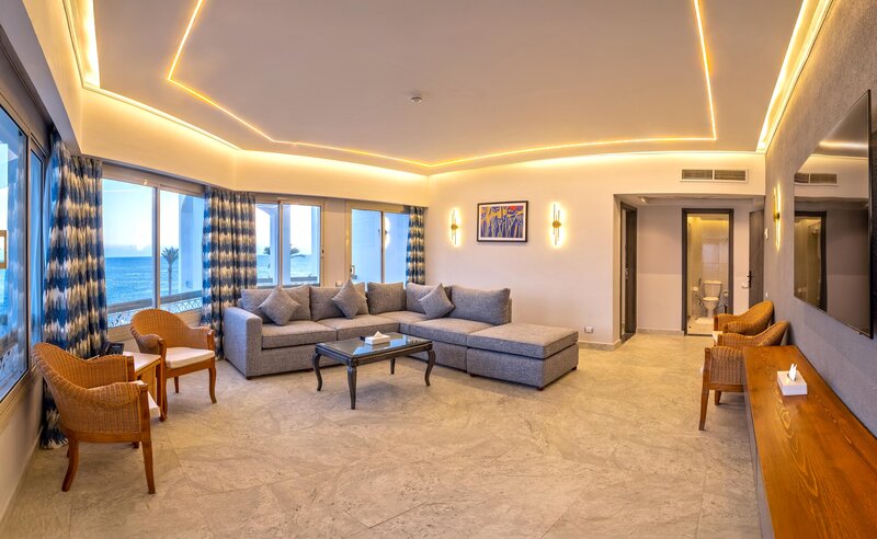 Coral Beach Resort Tiran 67