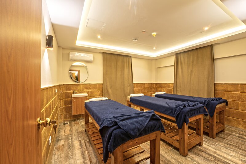 Coral Beach Resort Tiran 74