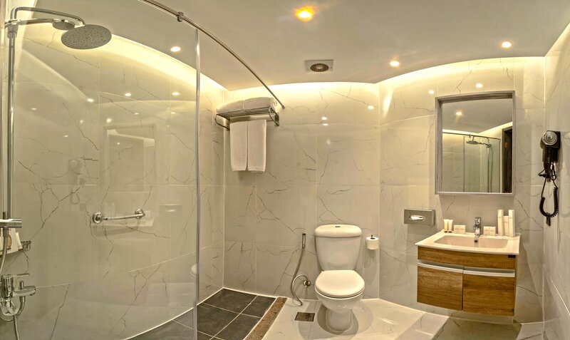 Coral Beach Resort Tiran 77
