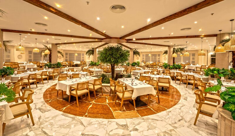 Coral Beach Resort Tiran 95
