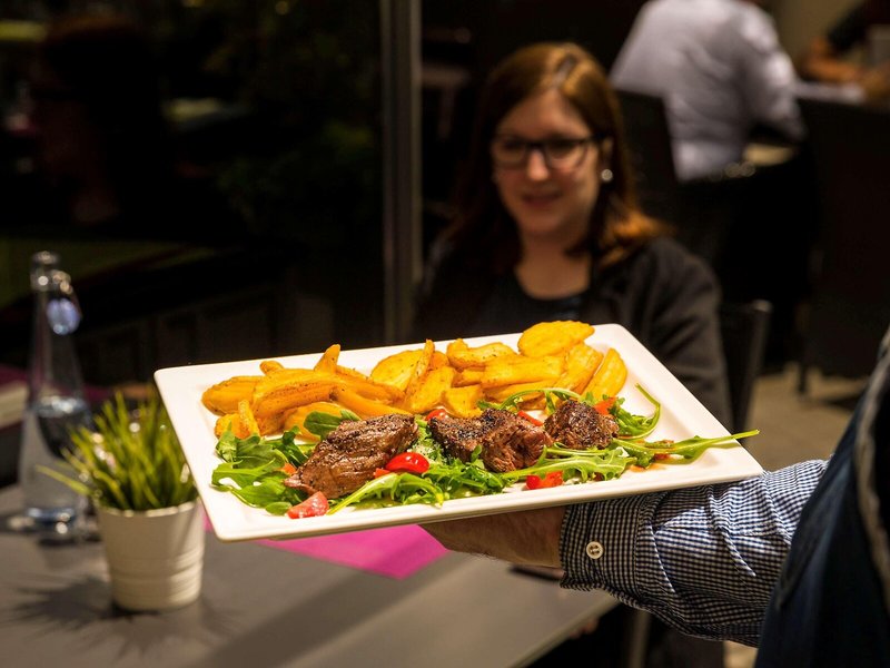 ibis Lausanne Crissier 5