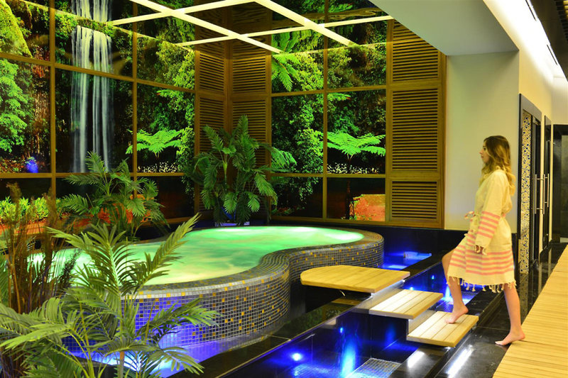 Elite Luxury Suite 9