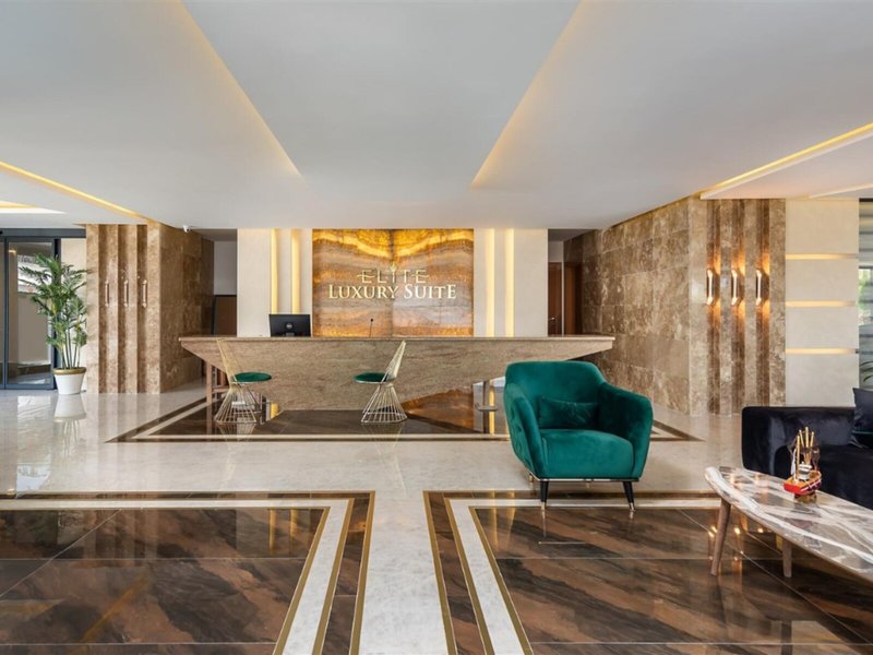 Elite Luxury Suite 23
