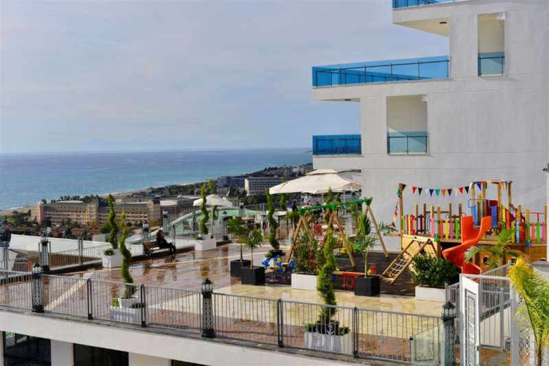 Elite Luxury Suite 11