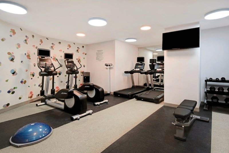 SpringHill Suites New York Midtown Manhattan/Park Avenue 10