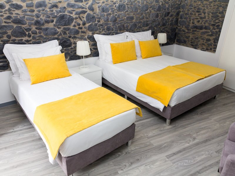 Apartamentos Funchal by Petit Hotels 8
