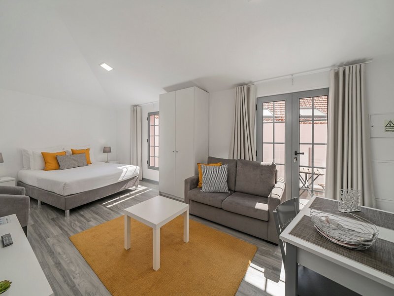 Apartamentos Funchal by Petit Hotels 10