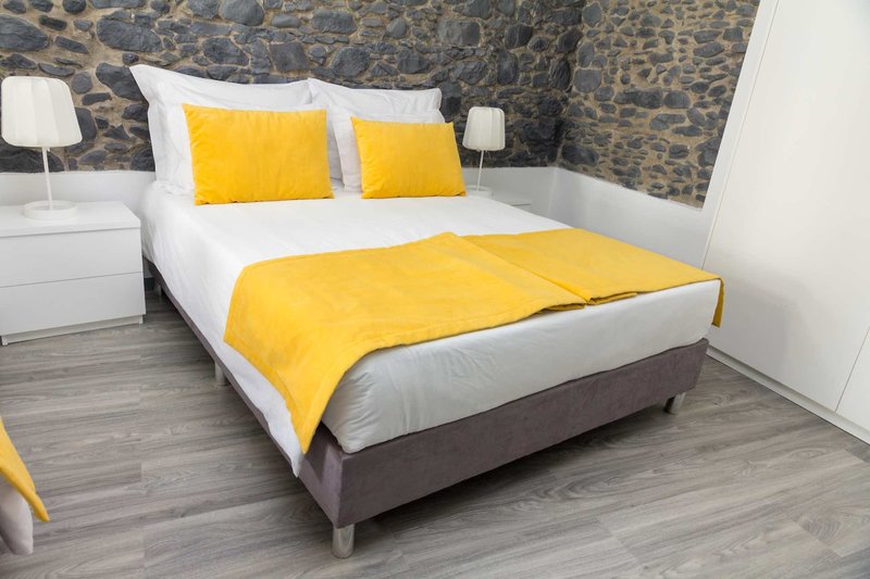 Apartamentos Funchal by Petit Hotels 10