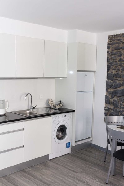 Apartamentos Funchal by Petit Hotels 11