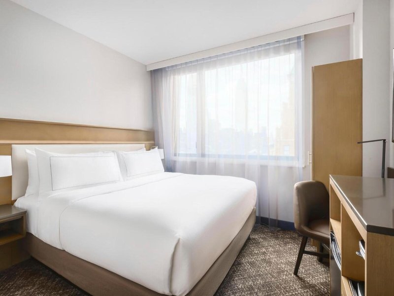 Radisson Hotel New York Times Square 24