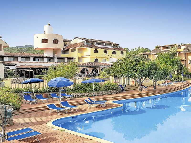 Colonna Beach Hotel 1 - Outdoor Pool