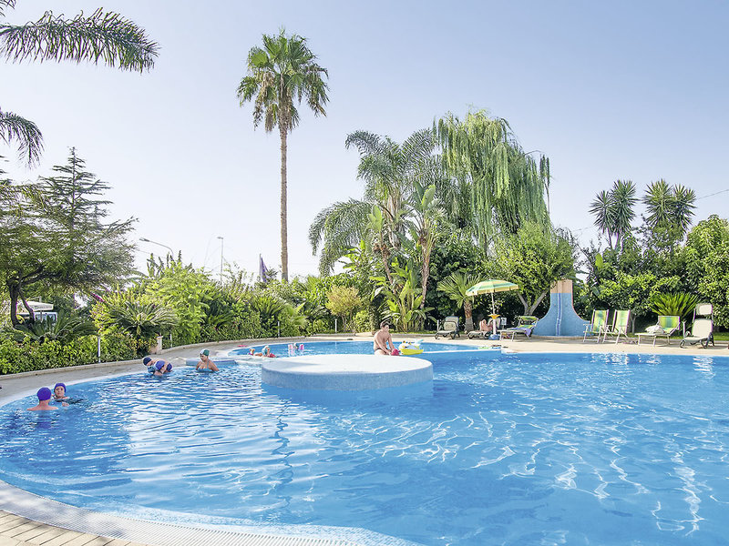 La Bussola Hotel Restaurant 11