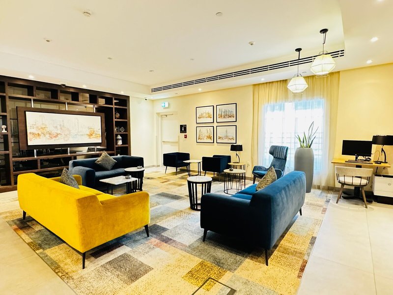 Hampton by Hilton Dubai Al Barsha 11