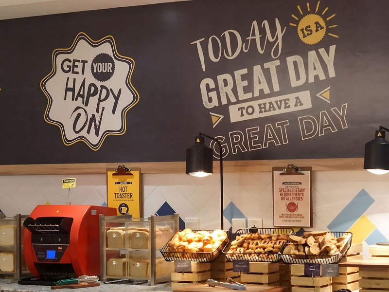 Hampton by Hilton Dubai Al Barsha 16