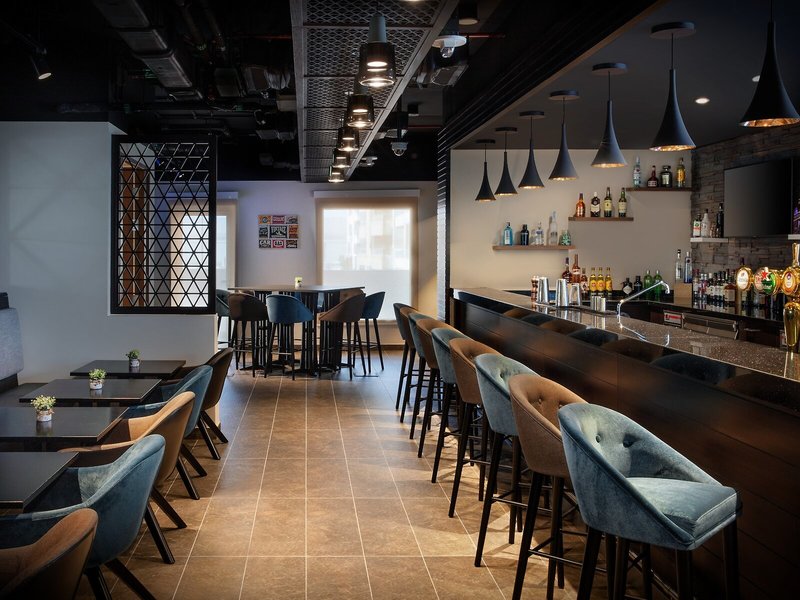 Hampton by Hilton Dubai Al Barsha 21