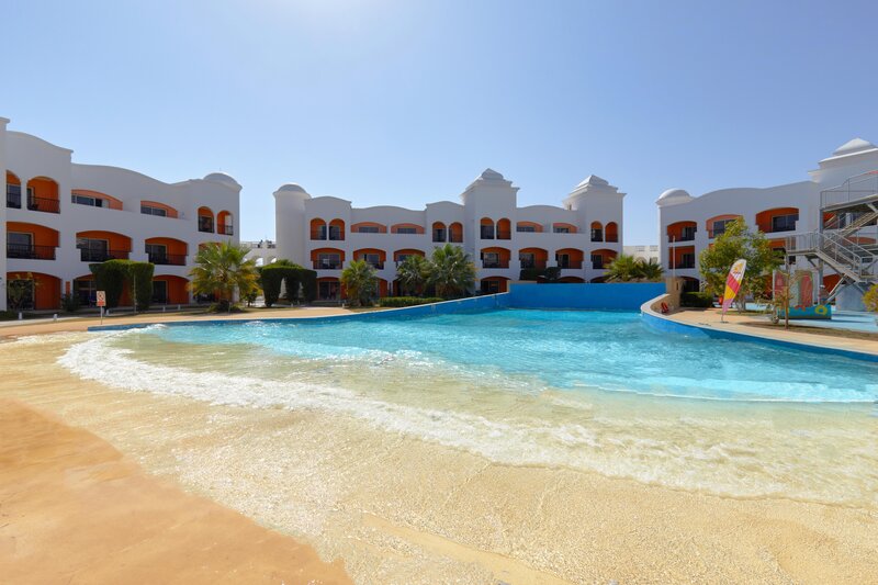 Naama Waves Hotel 6