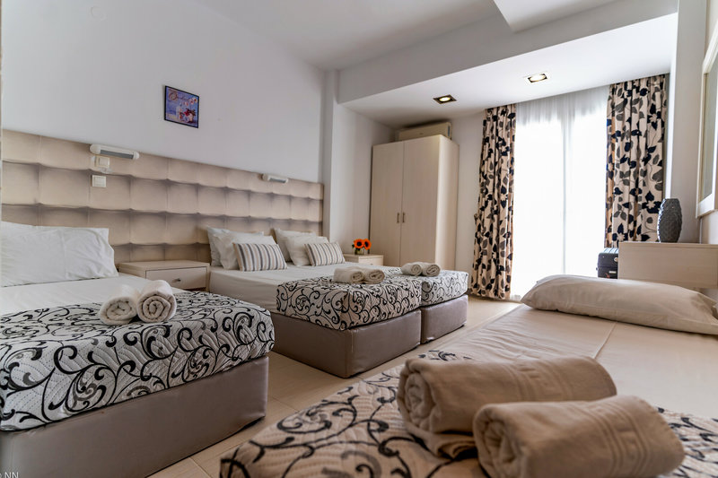 Dafni Plus Hotel 4