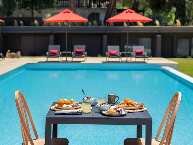 Amantes Villas & Suites 11