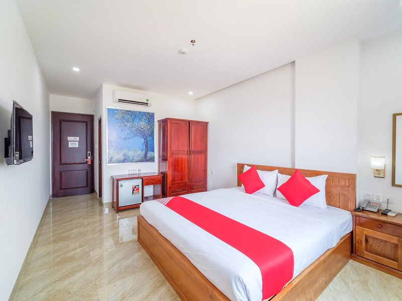 An Duc Hotel by OYO Rooms 26