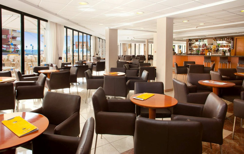 RH Corona del Mar 13