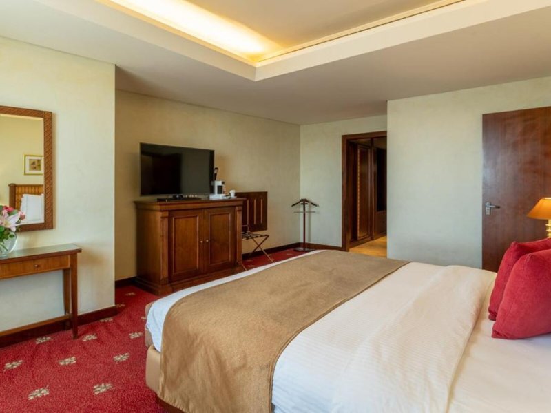 Le Royal Hotels & Resorts - Amman 21