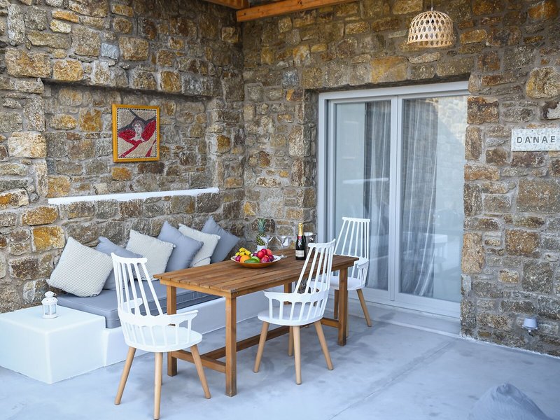 Myconian Crown Suites 28