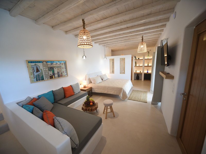 Myconian Crown Suites 37