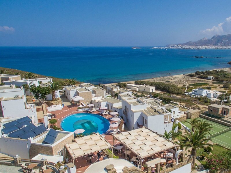 Naxos Magic Village 13