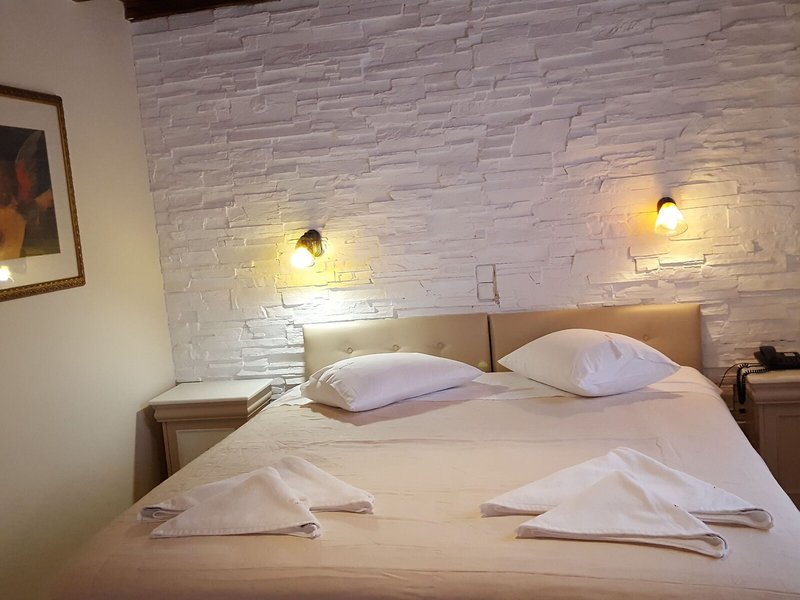 Naxos Magic Village 35