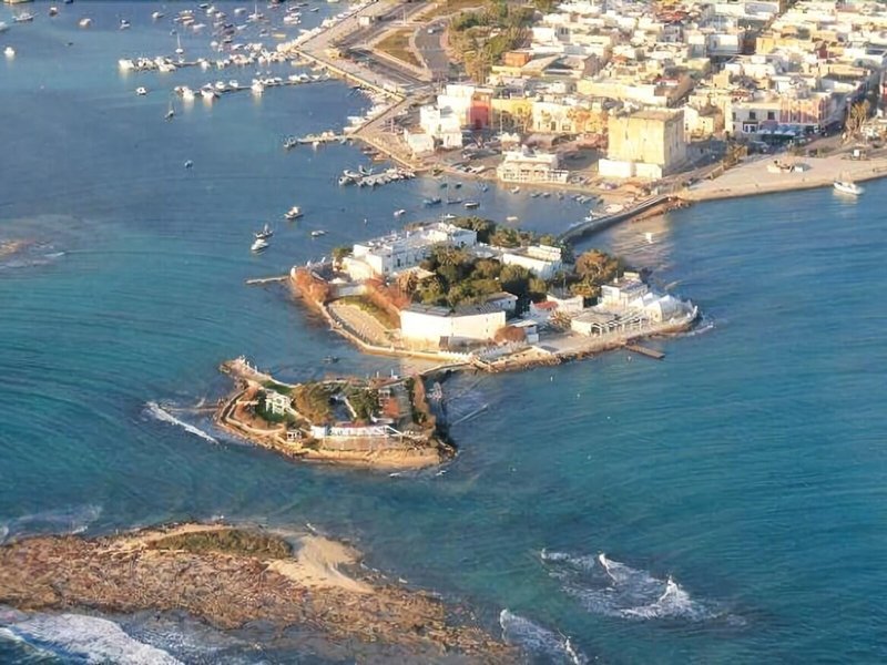Isola Lo Scoglio 1